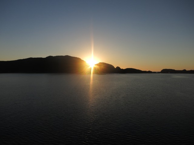 Hurtigruten_2015-06-27_22-42-4